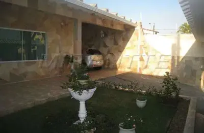 Casa com 3 quartos à venda na Rua Papa Paulo Vi, Centro, Peruíbe