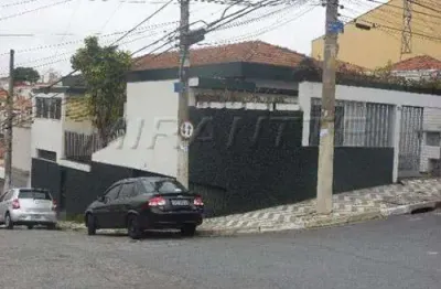 Casa comercial à venda na Rua Tuapé, Penha, São Paulo