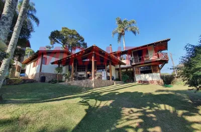 Sobrado de 400m² com 3 quartos em serra da cantareira