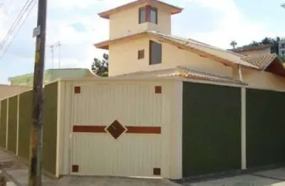 Casa com 3 quartos à venda na Rua Antônio Tornelli, Tremembé, São Paulo