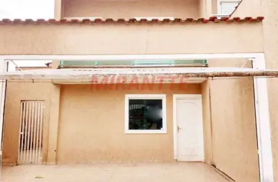 Casa com 3 quartos à venda na Rua Célia Sobral, Itaquera, São Paulo