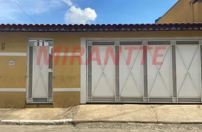 Casa terrea de 117m² com 2 quartos em parque peruche