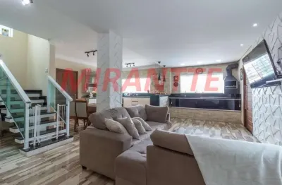 Sobrado de 215m² com 3 quartos em palmas do tremembé