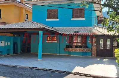 Cond. fechado de 300m² com 6 quartos em pedra branca