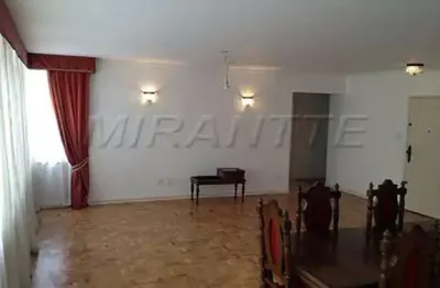 Apartamento com 3 quartos à venda na Rua João Moura, Jardim América, São Paulo