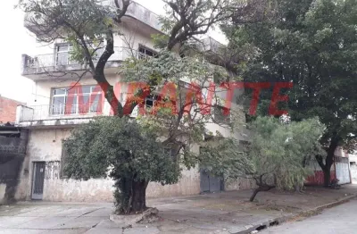 Sobrado de 558m² com 4 quartos em parque novo mundo