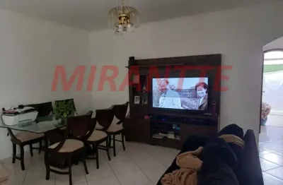 Cond. fechado de 220m² com 3 quartos em vila santos