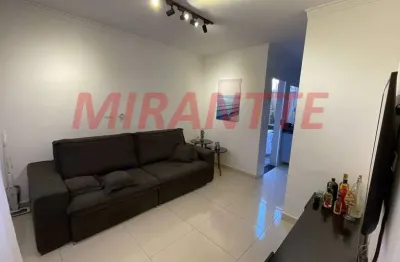 Cond. fechado de 60m² com 2 quartos em chora menino
