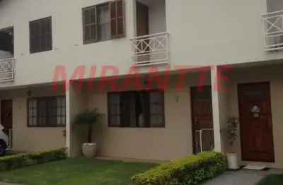 Cond. fechado de 133m² com 3 quartos em conjunto residencial santa terezinha
