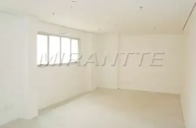 Casa comercial à venda na Rua Voluntários da Pátria, Santana, São Paulo