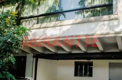 Comercial de 650m² com 5 quartos em bosque da saúde