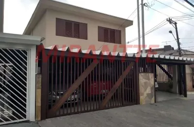 Sobrado de 160m² com 3 quartos em palmas do tremembé
