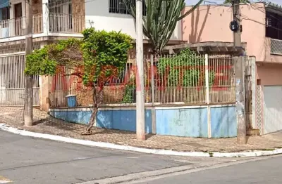 Sobrado de 280m² com 2 quartos em jardim rosa de franca