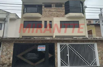 Sobrado de 280m² com 3 quartos em parque continental