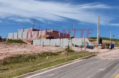 Terreno à venda na Rua dos Cravos, Terra Preta, Mairiporã