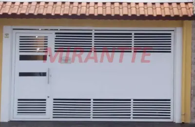 Sobrado de 127m² com 3 quartos em parque continental