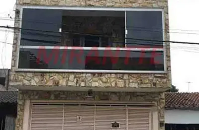 Sobrado de 200m² com 2 quartos em conjunto marcos freire
