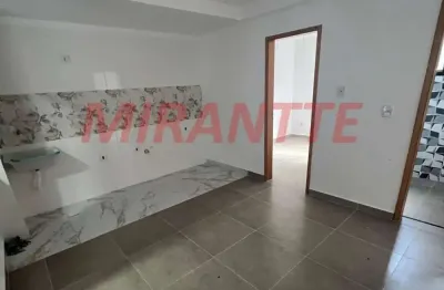 Apartamento de 40m² com 2 quartos em parque peruche