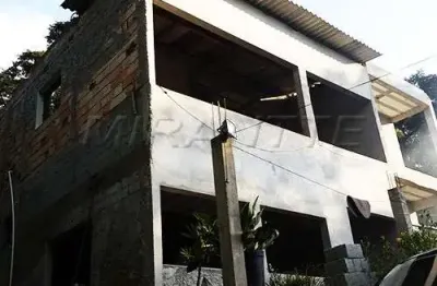 Sobrado de 274m² com 3 quartos em serra da cantareira