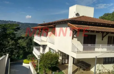 Sobrado de 500m² com 5 quartos em serra da cantareira
