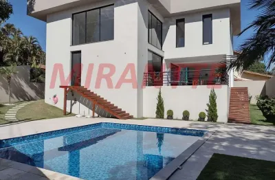 Sobrado de 300m² com 3 quartos em serra da cantareira