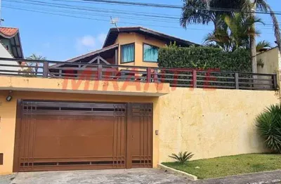 Sobrado de 193m² com 3 quartos em barreiro - mairiporã