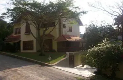 Sobrado de 800m² com 3 quartos em serra da cantareira