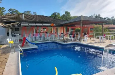 Casa terrea de 200m² com 3 quartos em serra da cantareira