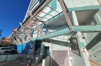 Sala comercial para alugar na Avenida Mauro Ramos, 224, Centro, Florianópolis