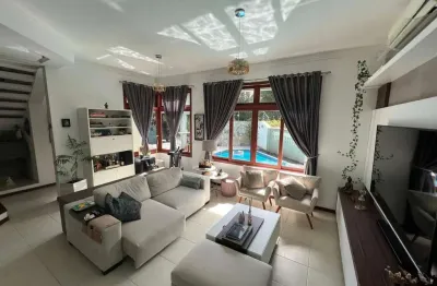 Casa com 3 quartos à venda na Gilberto Pedro Hoffmann Nahas, 671, Pantanal, Florianópolis