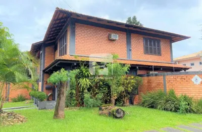 Casa com 5 quartos à venda na Rua Itapeva, 8, Itacorubi, Florianópolis