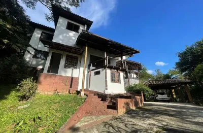 Casa com 4 quartos para alugar na Rua Maestro Aldo Krieger, 700, Córrego Grande, Florianópolis