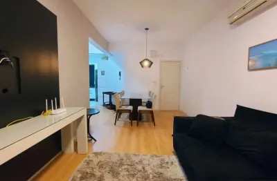 Apartamento com 2 quartos para alugar na Rua Silvio Lopes Araújo, 645, Rio Tavares, Florianópolis