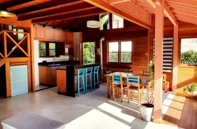 Casa com 4 quartos à venda na Rua Folhas Verdes, 200, Córrego Grande, Florianópolis