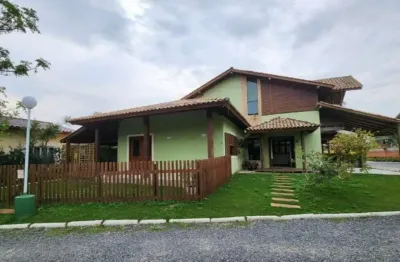 Casa em condomínio fechado com 4 quartos para alugar na Rodovia Francisco Magno Vieira, 4023, Campeche, Florianópolis
