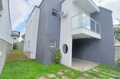 Casa com 3 quartos para alugar na Rua do Trapiche, 120, Campeche, Florianópolis