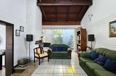 Casa com 3 quartos à venda na Rua Andreza Pinheiro Gonçalves da Silva, 97, Carvoeira, Florianópolis