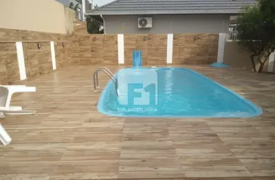 Casa com 4 quartos para alugar na Rua Olavo Juvenal Ramos, 851, Campeche, Florianópolis