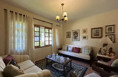 Casa com 4 quartos à venda na Rua Vergílio Ponciano, 102, João Paulo, Florianópolis