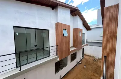 Casa com 2 quartos à venda na Servidão Cecília Jacinta de Jesus, 171, Rio Tavares, Florianópolis
