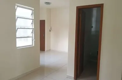 Apartamento com 2 quartos para alugar na Rua Germano Wendhausen, 142, Centro, Florianópolis
