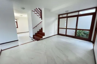 Casa com 5 quartos para alugar na Manoel Rosa Dos Santos, 266, Córrego Grande, Florianópolis