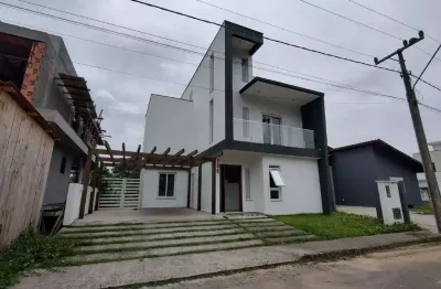 Casa em condomínio fechado com 3 quartos para alugar na Rua do Lamim, 2736, Canasvieiras, Florianópolis