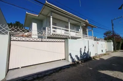 Casa com 4 quartos à venda na Vassourinha, 210, Rio Tavares, Florianópolis
