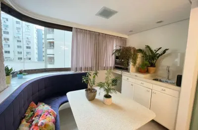 Apartamento com 3 quartos para alugar na Rua Almirante Lamego, 910, Centro, Florianópolis