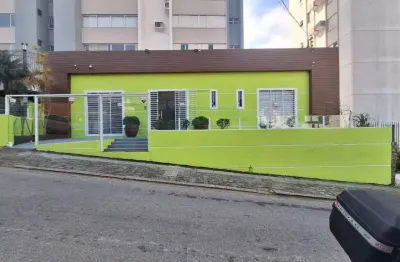 Casa com 3 quartos à venda na Rua Crispim Mira, 11, Centro, Florianópolis