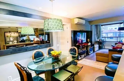 Apartamento com 2 quartos à venda na Rua Cristóvão Nunes Pires, 170, Centro, Florianópolis