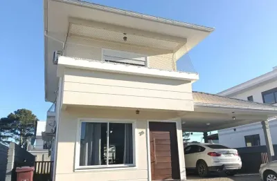 Casa em condomínio fechado com 3 quartos para alugar na Avenida Red Park, 784, São João do Rio Vermelho, Florianópolis