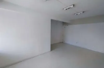 Sala comercial para alugar na Rua General Liberato Bittencourt, 1699, Canto, Florianópolis