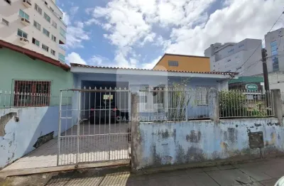 Terreno à venda na Rua Antônio Carlos Ferreira, 176, Agronômica, Florianópolis